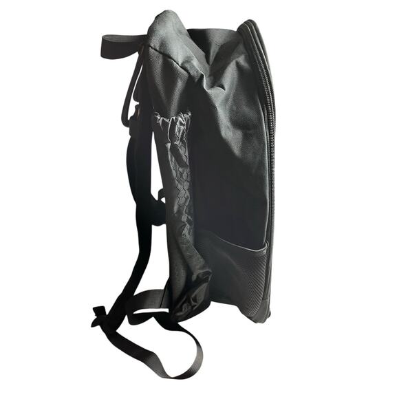 RIP-IT Classic Softball Backpack Black 2 2CPACK-B 2 Side Bat Sleeves NEW DURABLE